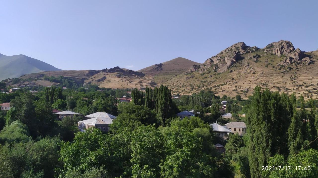 Verishen Guest House B&B غوريس المظهر الخارجي الصورة