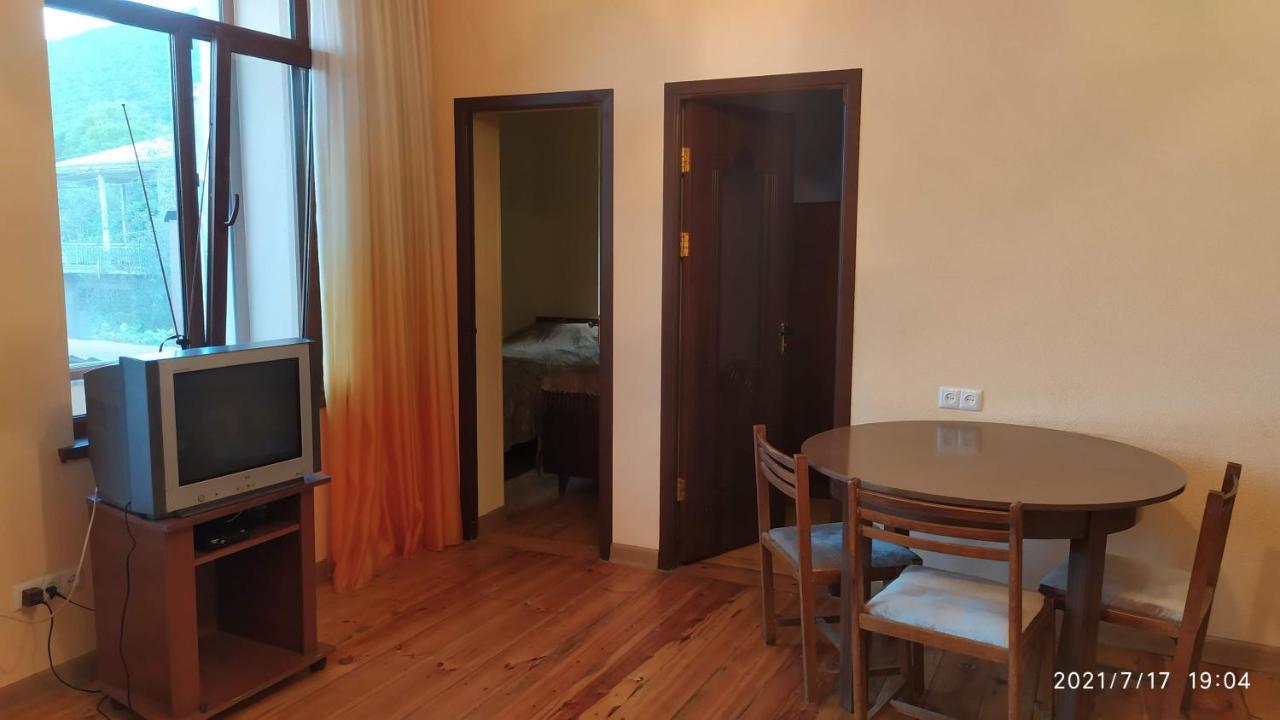 Verishen Guest House B&B غوريس المظهر الخارجي الصورة