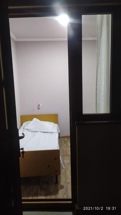Verishen Guest House B&B غوريس المظهر الخارجي الصورة