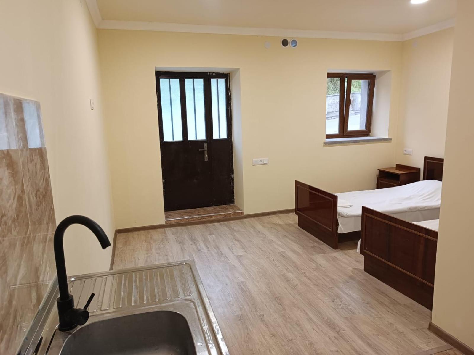 Verishen Guest House B&B غوريس المظهر الخارجي الصورة