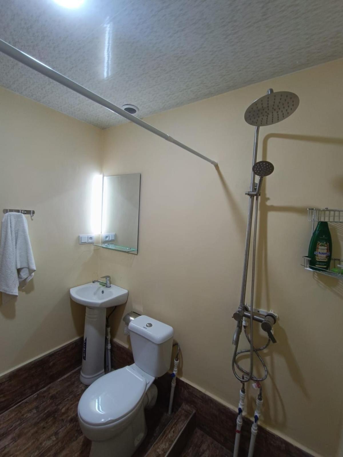 Verishen Guest House B&B غوريس المظهر الخارجي الصورة