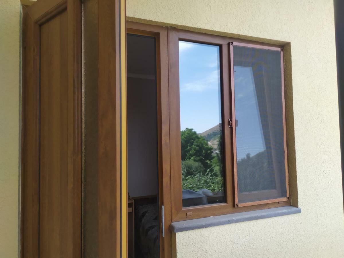 Verishen Guest House B&B غوريس المظهر الخارجي الصورة